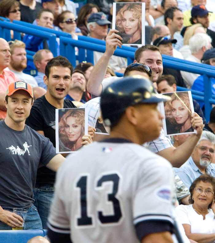 2008-Alex-Rodriguez-fans-Madonna-signs.jpg